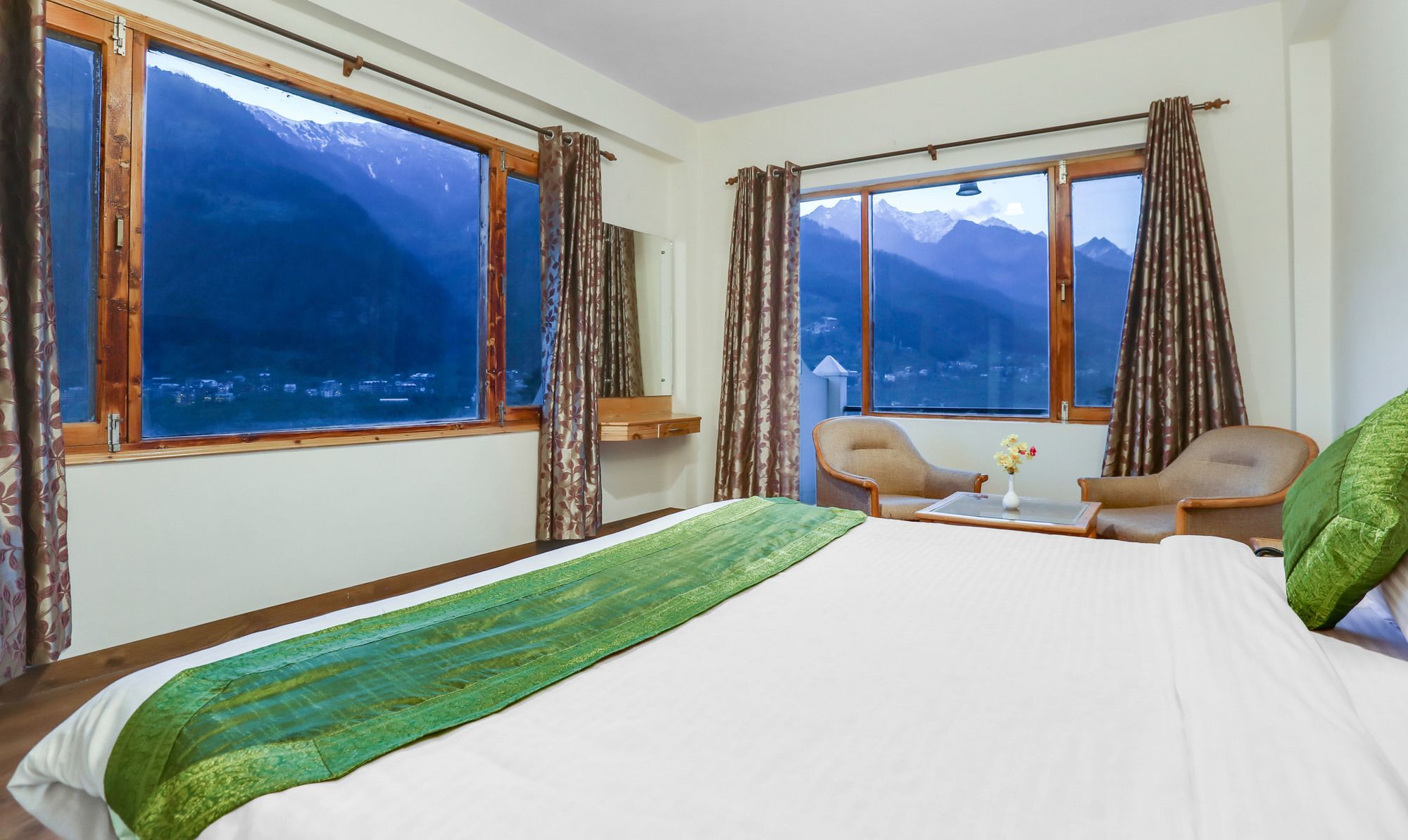 Treebo Manali Retreat Hotel Exterior photo